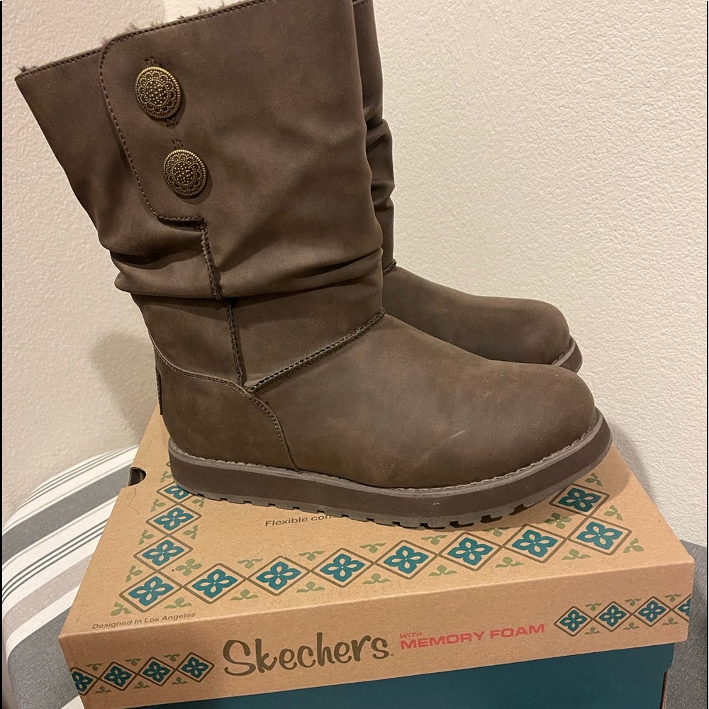 Sketchers half calf boot